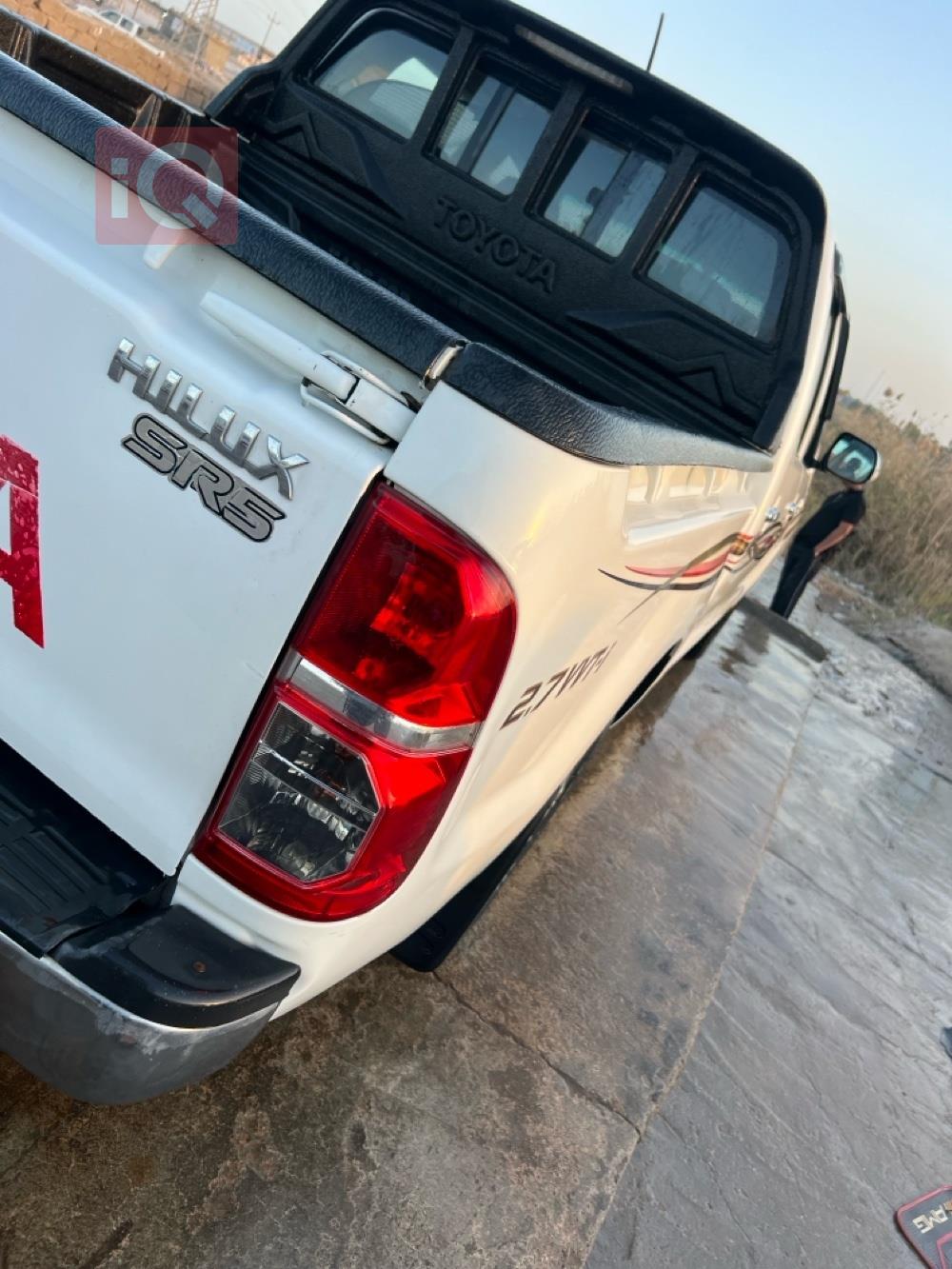 تويوتا هايلوكس